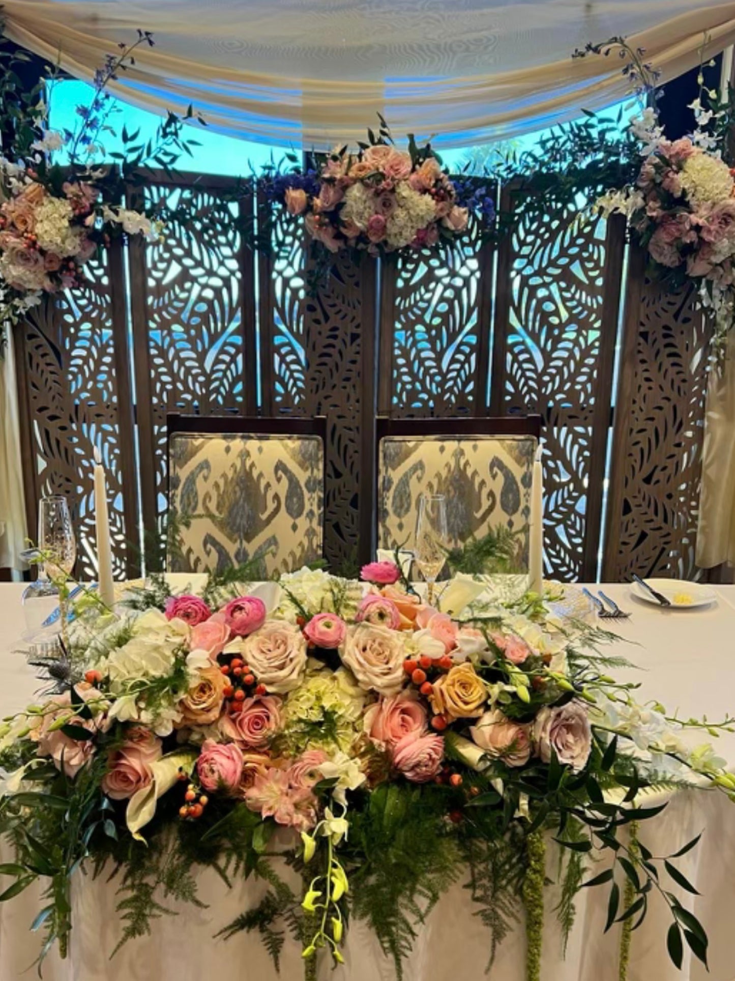 Sweetheart table centerpiece